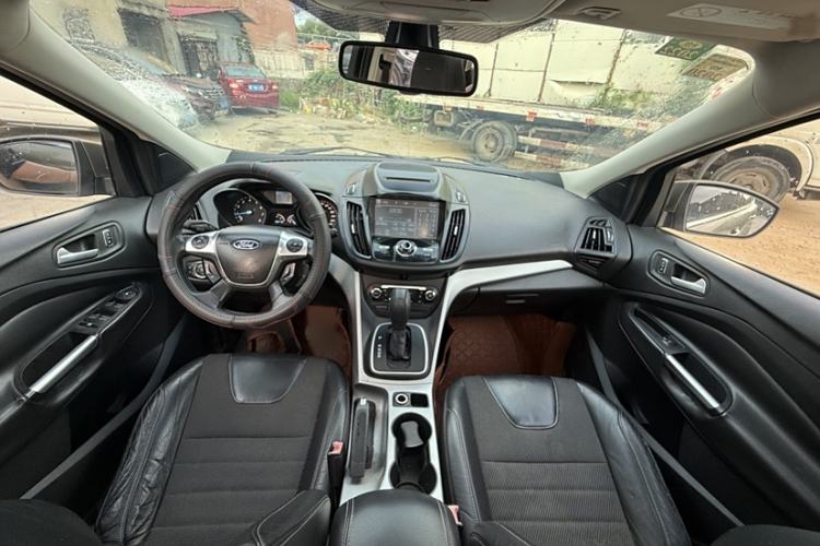 Used Ford Kuga 2013 1.6L GTDi Two-Wheel-Drive Trend Model