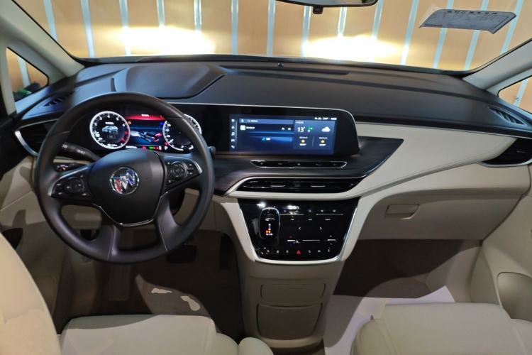 Used Buick GL8 2021 ES Landtrek 653T Comfort Edition
