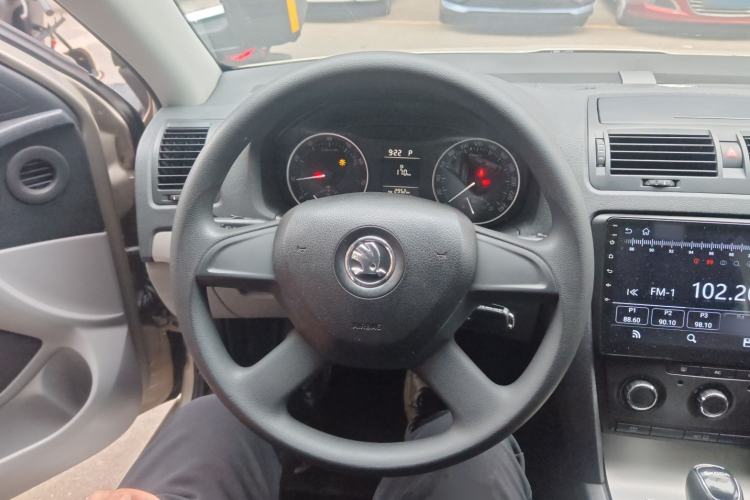 Used Skoda Octavia 2014 1.6L Automatic Yijie Edition