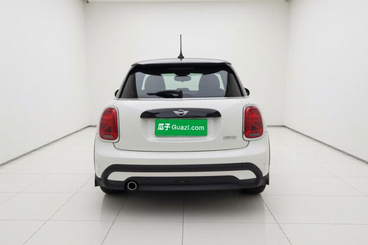 Used  MINI 2023 Updated 1.5T COOPER Artist Five-Door Edition
