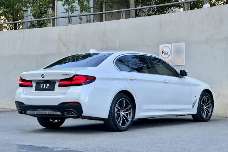 Used BMW 5 Series 2022 Second Facelift 525Li M Sport Package
