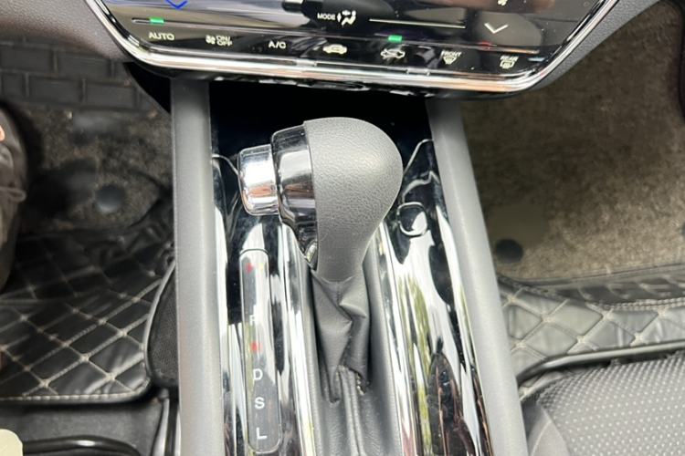 Used Honda Vezel 2020 220 TURBO CVT Elite Edition
