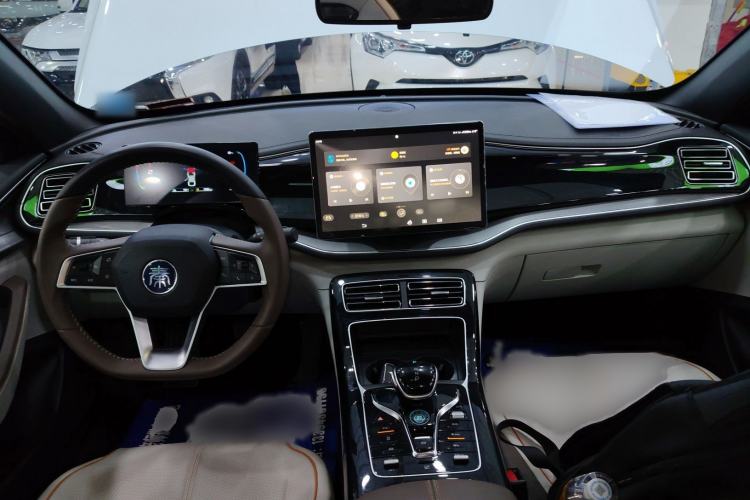 Used BYD Qin PLUS 2023 Champion Edition DM-i 120KM Beyond Model