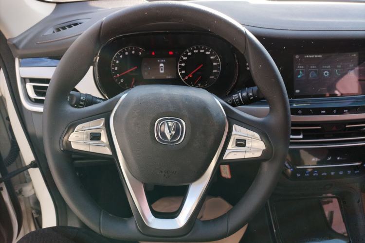 Used Changan CS35PLUS 2019 1.6L Manual E-Link Upgrade Edition
