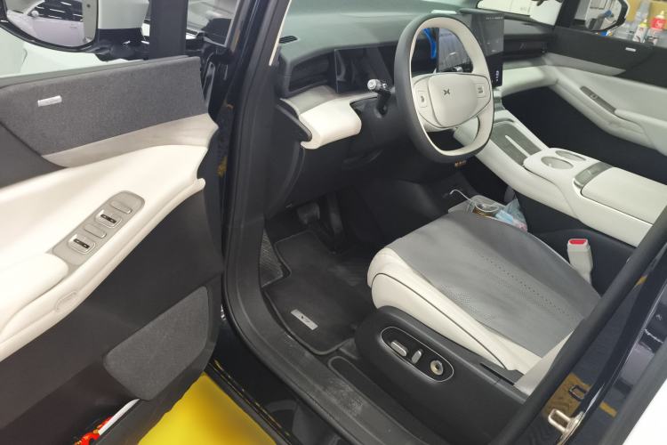 Used XPeng X9 2024 702 Ultra-Long Range Max