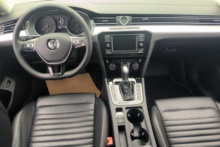 Used Volkswagen Magotan 2018 330TSI DSG Advanced Model