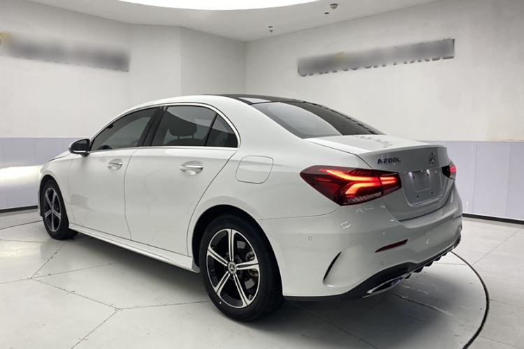 Used Mercedes-Benz A-Class 2022 Revised Version A 200 L Sport Sedan Fashionable Style