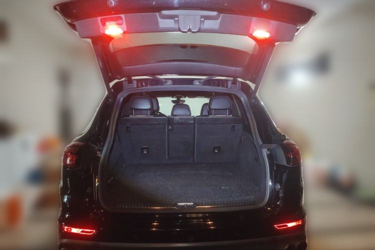 Used Porsche Cayenne 2016 Cayenne Platinum Edition 3.0T
