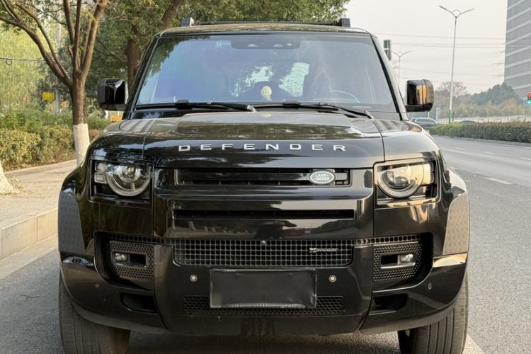 Used Land Rover Defender 2023 110 3.0T P400 Dark Edition