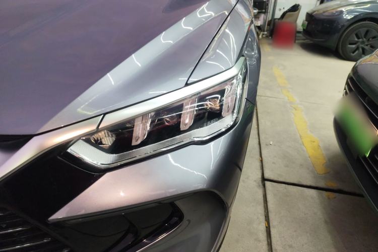 Used BYD Song Pro New Energy 2023 Champion Edition DM-i 71KM Navigation Model
