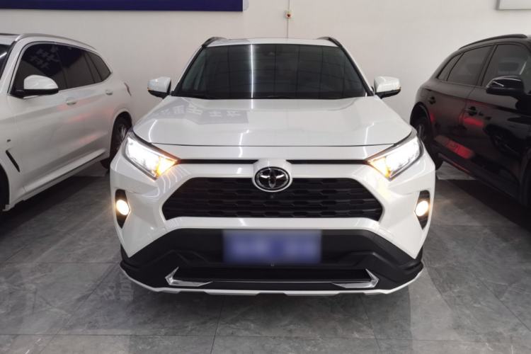 Used Toyota RAV4 2020 2.0L CVT Two-Wheel Drive Fashion PLUS Edition
