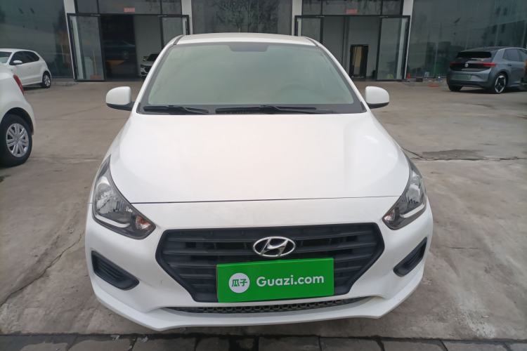 Used Hyundai Verna 2017 1.4L Manual Refreshed Version China VI Standard