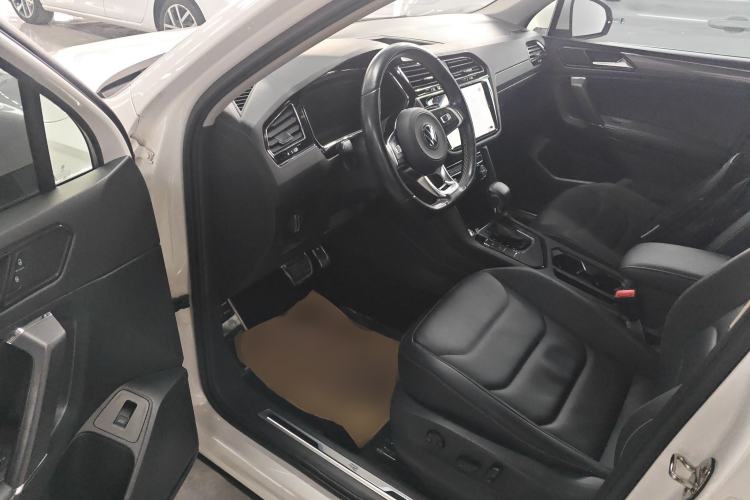 Used Volkswagen Tiguan L 2021 330TSI Automatic Two-Wheel Drive R-Line Enhanced Edition