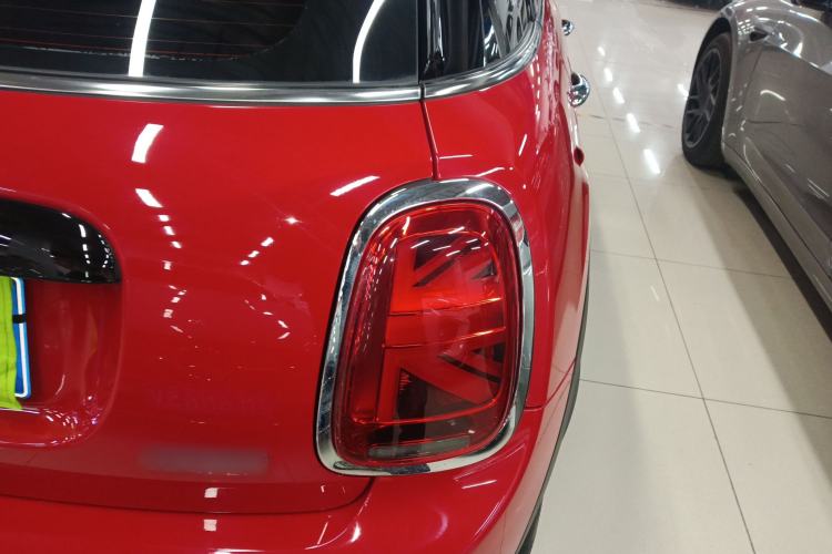 Used  MINI 2021 1.5T COOPER Artist Five-Door Edition
