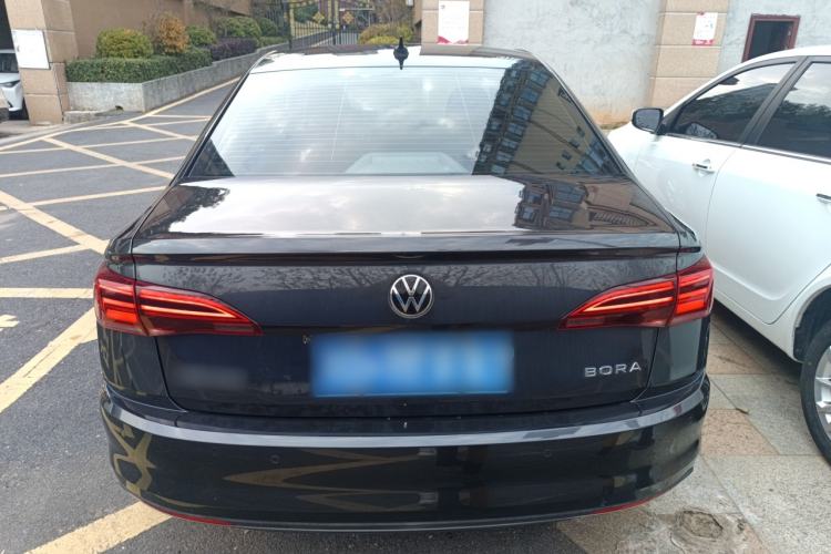 Used Volkswagen Bora 2021 1.5L Automatic Elite Smart Connect Edition
