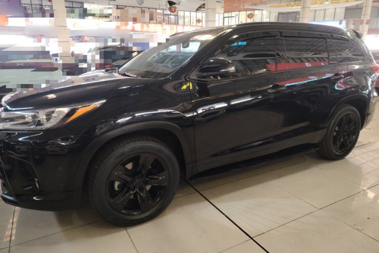 Used Toyota Highlander 2018 2.0T Four-Wheel Drive Prestige Version 7 Seats China V Emission Standard

