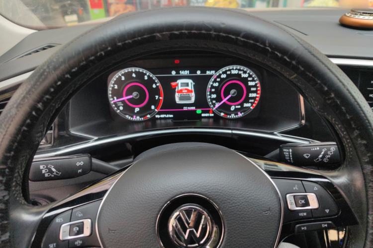 Used Volkswagen Tayron 2020 330TSI Two-Wheel Drive Luxury Smart Connectivity Version
