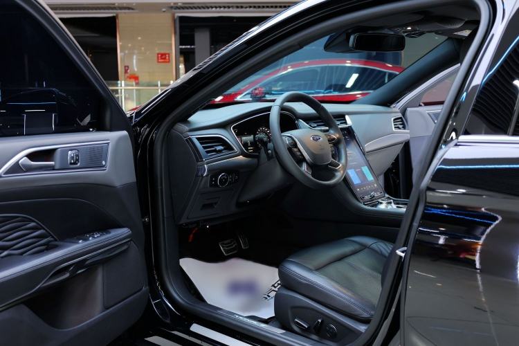 Used Ford Taurus 2019 EcoBoost 245 Vignale Deluxe Edition
