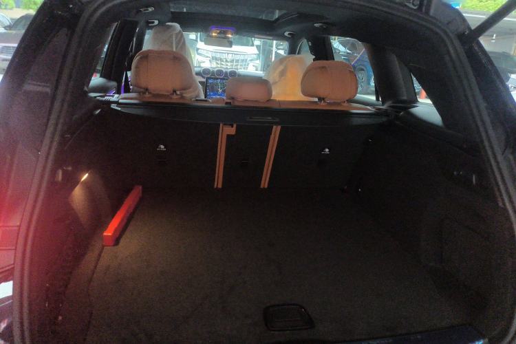 Used Mercedes-Benz GLC 2025 Refreshed GLC 300 L 4MATIC Dynamic Version 5 Seats
