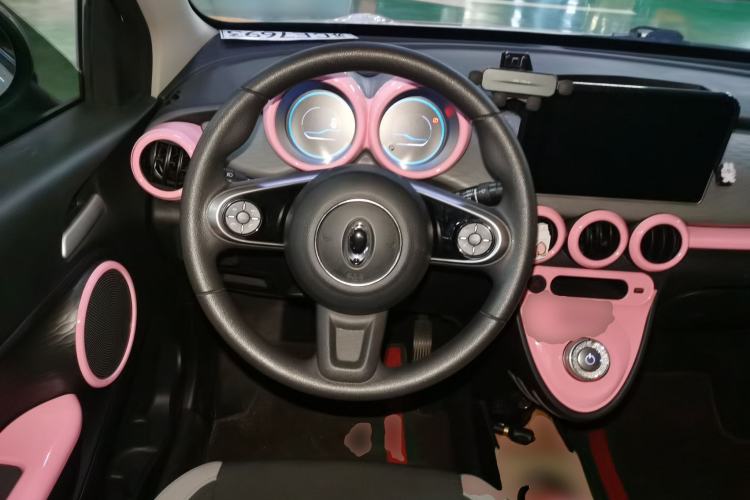 Used ORA Black Cat 2021 301 km Basic Version
