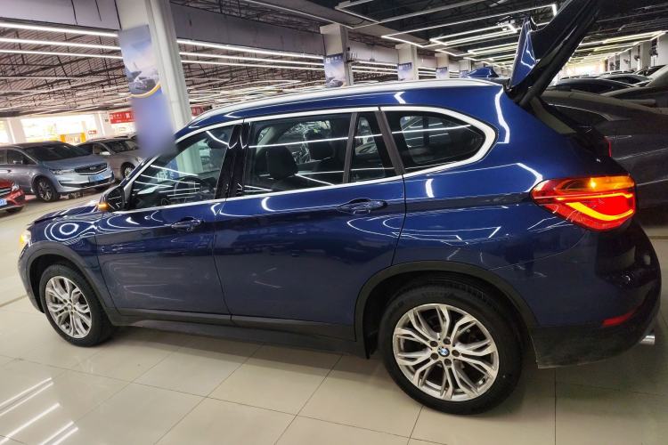 Used BMW X1 2019 sDrive20Li Leading Model
