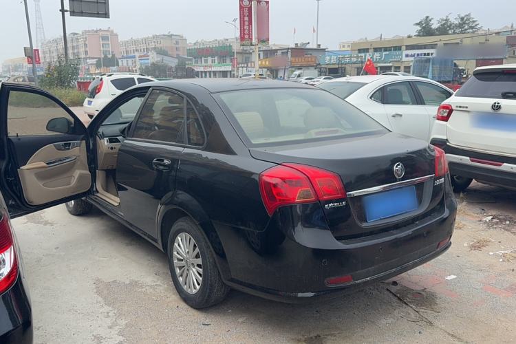 Used Buick Excelle 2013 1.5L Manual Classic Model
