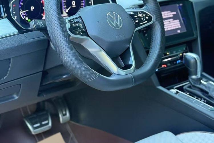 Used Volkswagen Magotan 2023 2 Million Units Commemorative Edition 330TSI DSG Luxury Version