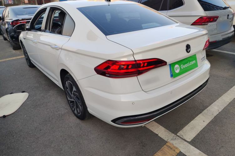 Used Volkswagen Bora 2024 300TSI DSG Prestige Edition
