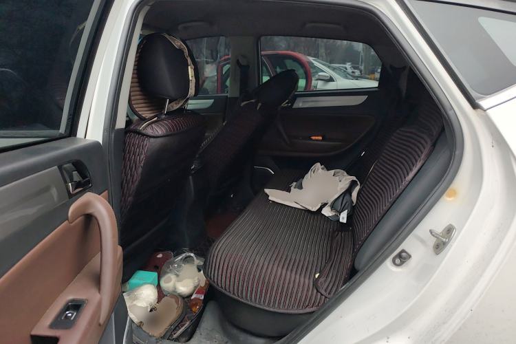 Used JAC Refine S5 2015 2.0L Manual Comfort Version
