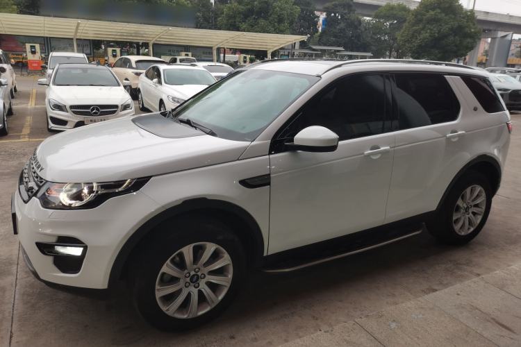 Used Land Rover Discovery Sport 2018 240 PS SE Version