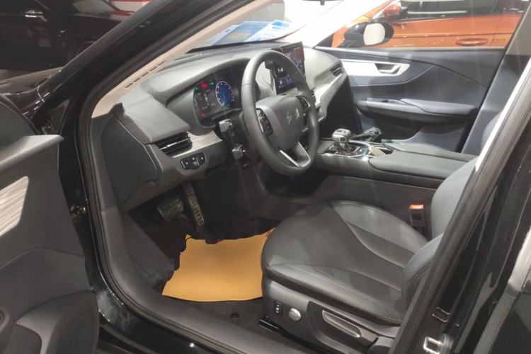 Used Hongqi E-QM5 2023 620km PLUS
