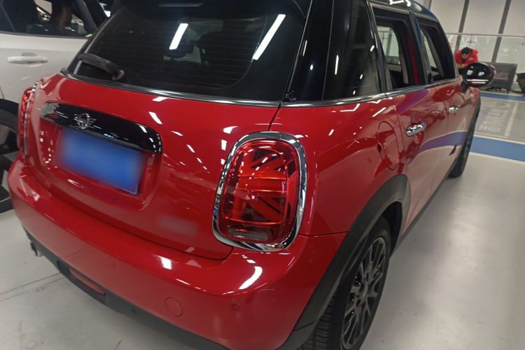 Used  MINI 2019 1.5T COOPER Classic Edition Five-Door Version
