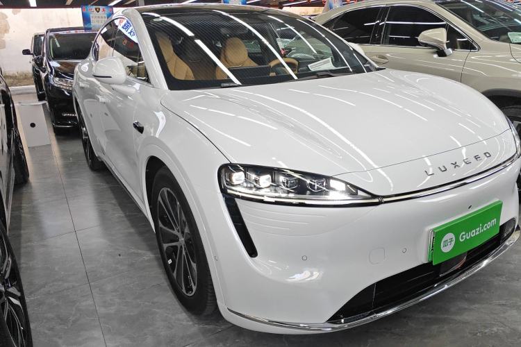 Used Hima Luxeed R7 2024 Pure Electric 667km Pro