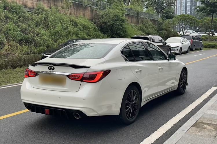Used Infiniti Q50L 2018 2.0T Enjoyment Edition China V standard
