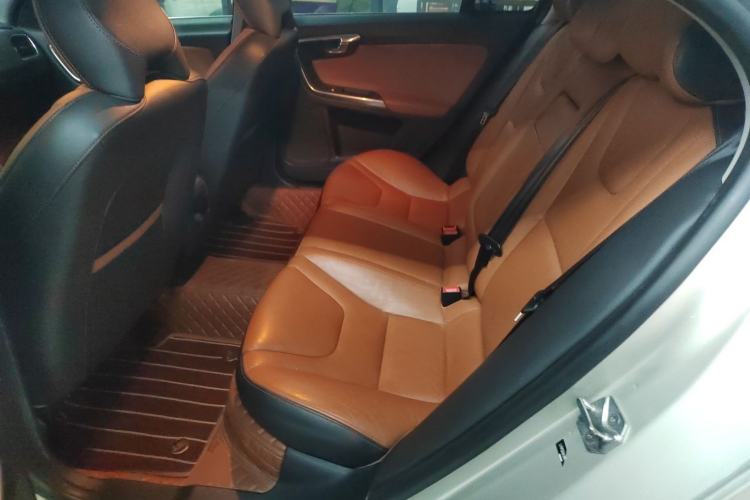 Used Volvo S60 2017 S60L T3 Smart Upgrade Edition
