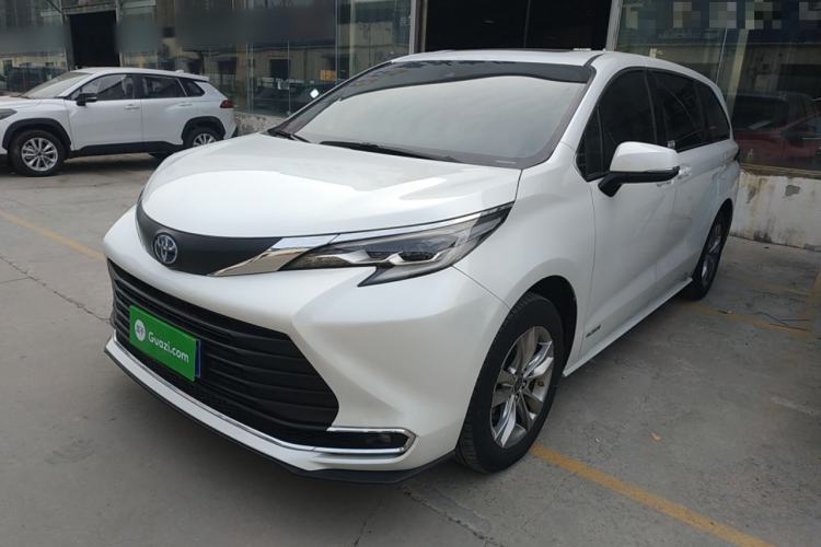 Used Toyota Sienna 2023 2.5L Hybrid Comfort Edition
