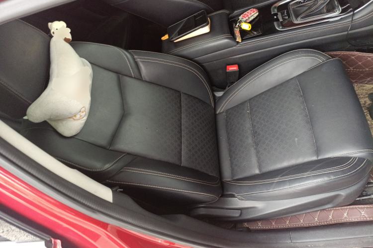 Used Changan Eado 2019 High-Energy Edition 1.6L GDI Automatic Pioneer Model China VI Standard