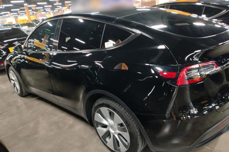 Used Tesla Model Y 2021 Standard Range Rear-Wheel Drive Version