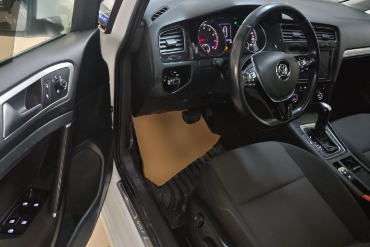 Used Volkswagen Golf 2019 200TSI DSG Comfort & Ambition Edition China VI Standard
