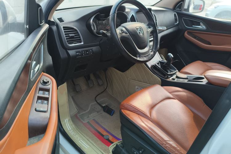 Used Baojun 560 2017 Rhythmic Edition 1.5T Manual Premium Model