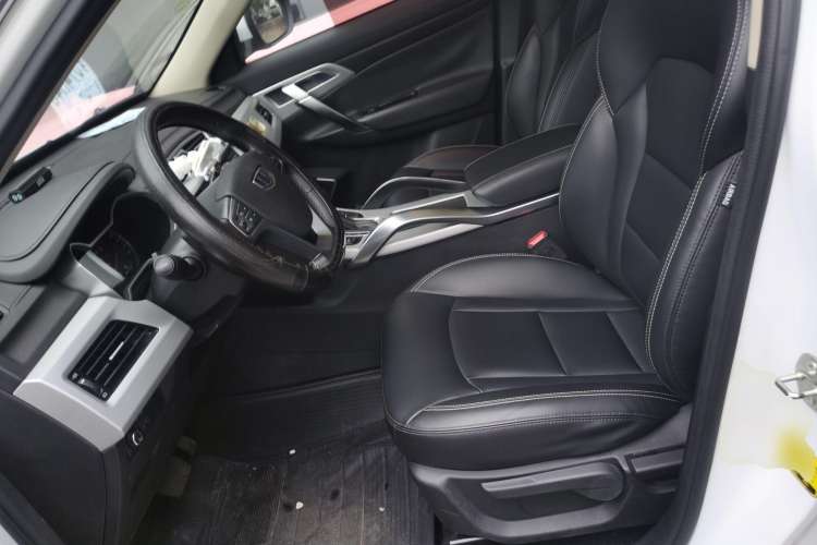 Used Geely Auto Emgrand X7 Sport 2016 1.8TD Automatic ZhiShang Model
