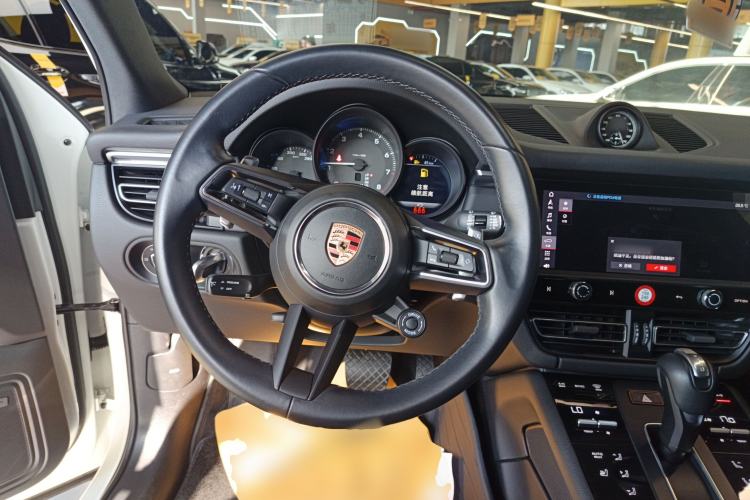 Used Porsche Macan 2023 Macan 2.0T
