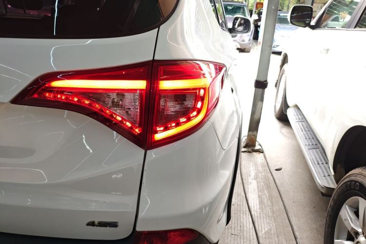 Used BYD Song New Energy 2017 Song DM 1.5TID All-Wheel Drive Luxury Model