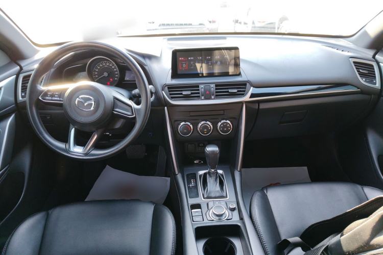 Used Mazda CX-4 2018 2.0L Automatic Two-Wheel Drive Blue Sky Dynamic Version China V Standard