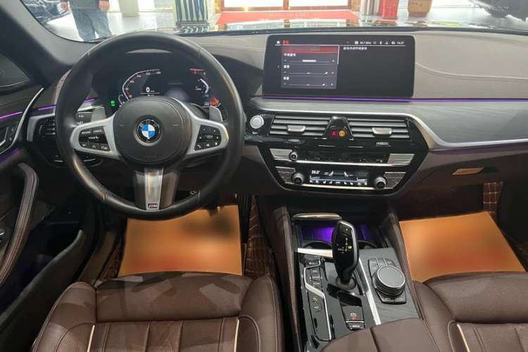 Used BMW 5 Series 2022 Restyled 530Li Luxury Edition M Sport Package
