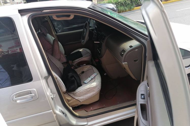 Used Buick GL8 2014 2.4L Comfort Edition
