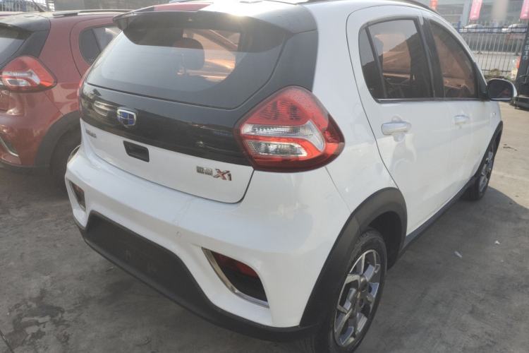 Used Geely Auto Vision X1 2017 1.3L Automatic Fun Edition
