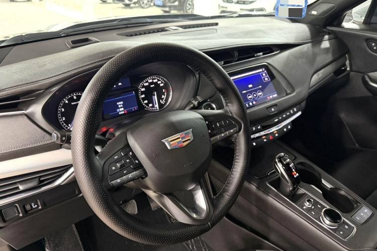 Used Cadillac XT4 2023 28T Two-Wheel Drive Prestige Version
