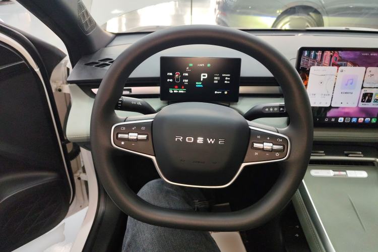 Used Roewe D6 2025 450km Deluxe Edition