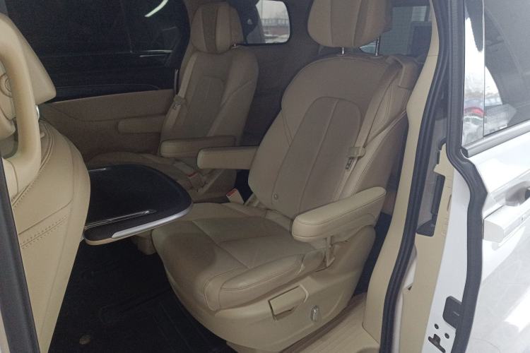 Used Buick GL8 2022 ES Landtrek 653T Luxury Edition